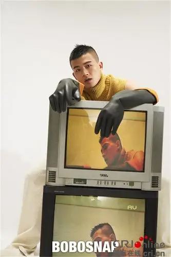 欧豪运动风时尚大片曝光展现潮酷街头少年感图