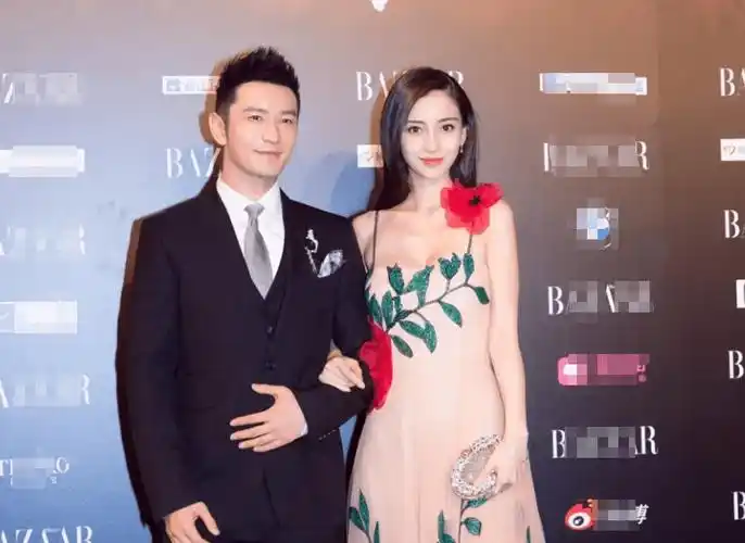 杨颖首晒母子合照,给爱犬起名阿黄,黄晓明过往采访被疑内涵前妻_网友