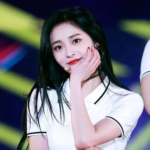 女爱豆头像/周洁琼/自截.我懒没滤.自己调/拿图收藏,盗图司马.