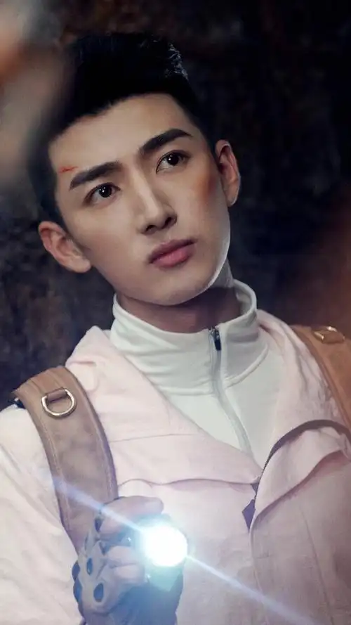 joseph@肖宇梁rainco@哈妮克孜@摩登兄弟刘宇宁@演员成方旭@-刘昱晗
