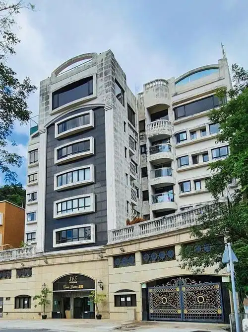 郭富城6岁长女近照曝光越大越像混血皮肤雪白五官优越