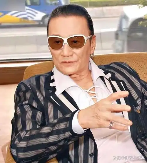 87岁谢贤近况曝光与网民合照毫无架子此前被传中风情况危殆