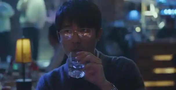 刘昊然演的那个秦风啊,就是在《唐人街探案》里跟王宝强搭档的那个