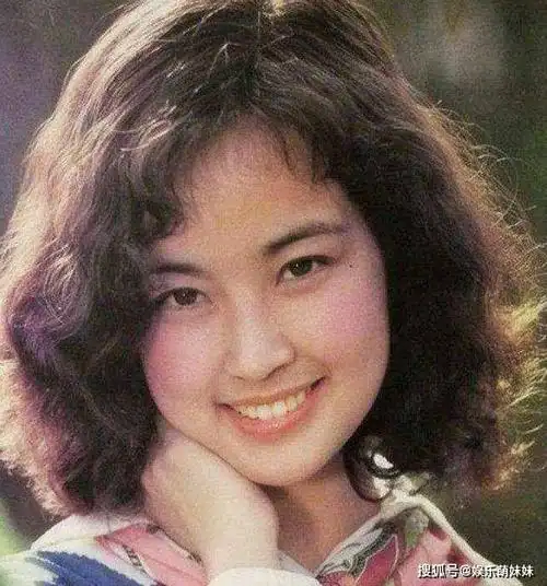 原创刘晓庆和林青霞早年罕见合影被翻出,网友:鹅蛋脸直接碾压大圆脸