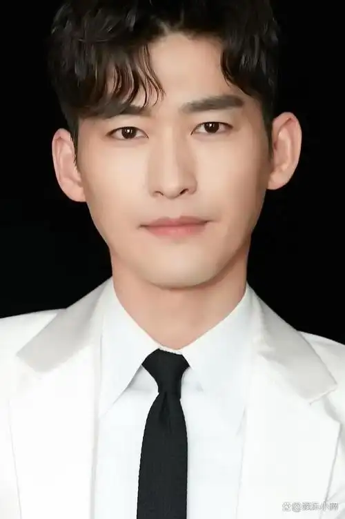 事实证明,被嘲"油腻"的张翰,已经走上了另一条路!