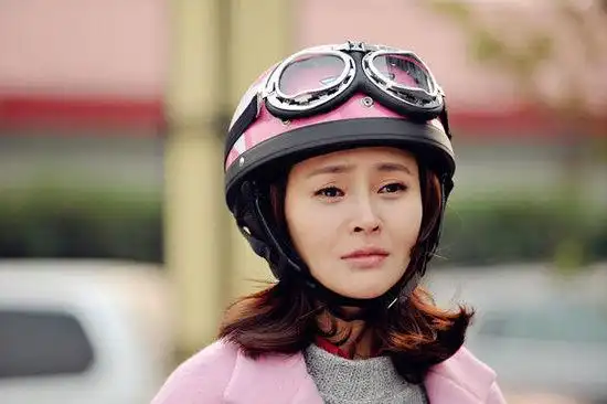 于明加修炼爱情教科书 看灰姑娘如何变天鹅