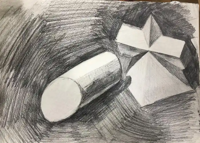 2018.12.9周日下午13:30总校区创意素描班作品《几何体组合》