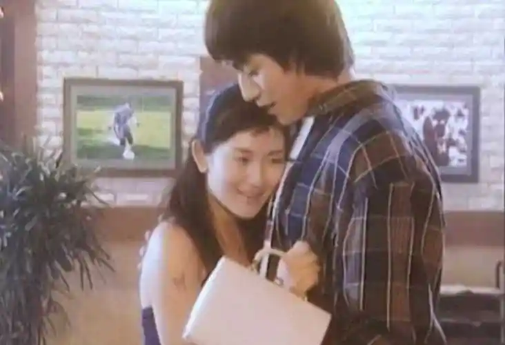 何炅:谢娜跟刘烨分手的时候,娜娜还是很开心,说谢谢啊,再见啊, 因为