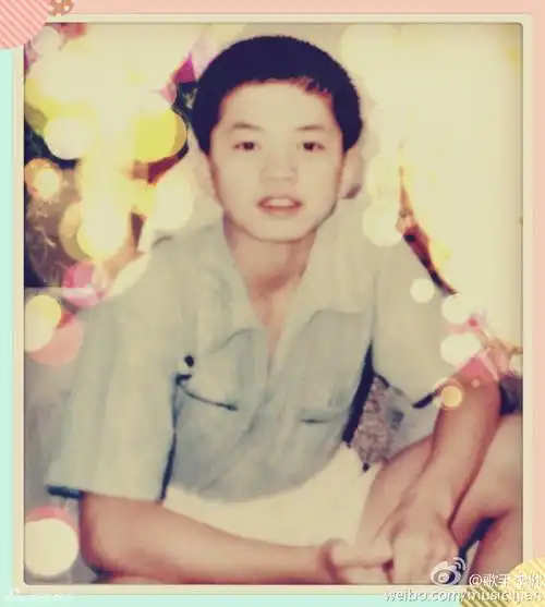 明星晒旧照过六一看看你能认出哪位明星