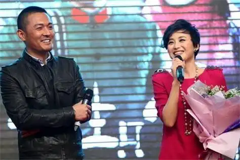 傅淼老公于小伟吗? 老公从小英国长大