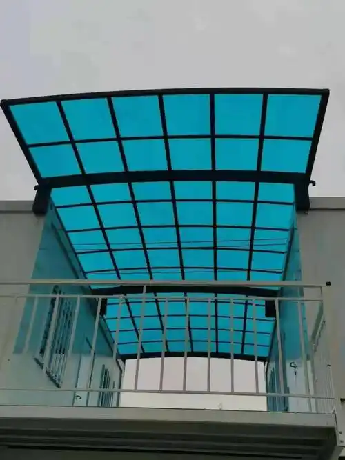 通州铝合金门头遮阳雨棚 露台窗台遮雨棚 商业街停车棚