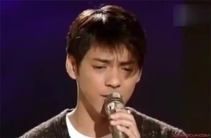 莫少聪年轻时真的帅莫少聪年轻照片被扒颜值超高帅哥一枚