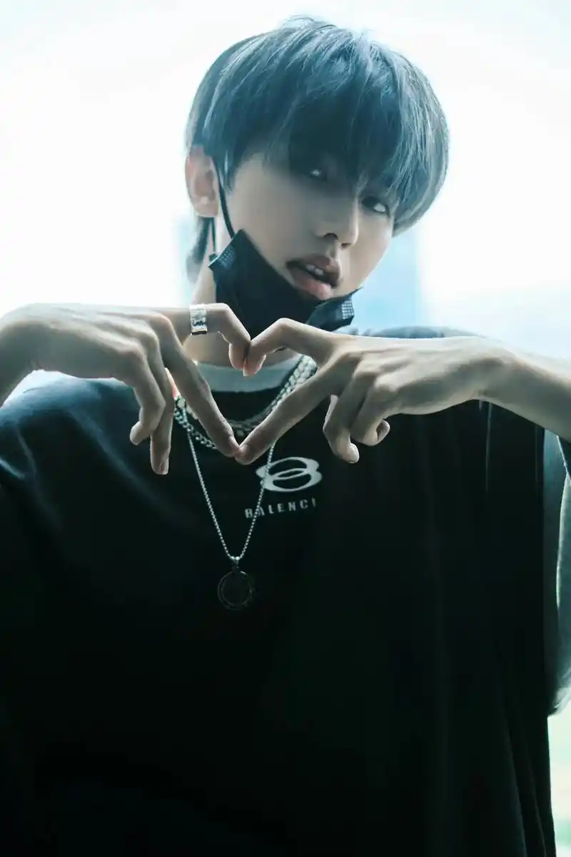 蔡徐坤 #男友锁屏壁纸 - 抖音