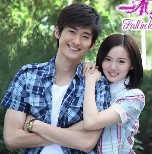 在第一次两人合作的《一不小心爱上你》大受欢迎