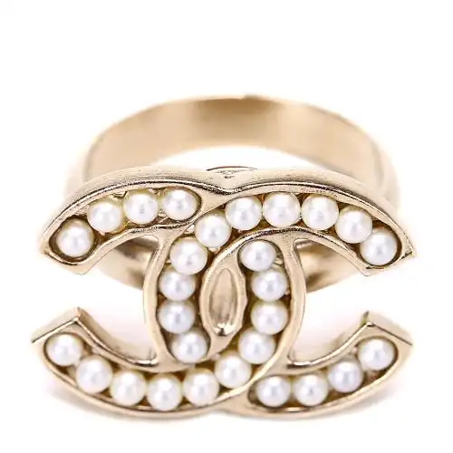 chanel(香奈儿) 浅金色双c珍珠戒指