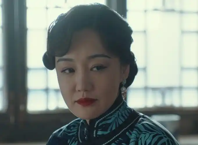 41岁的薛佳凝,《光荣时代》中的双面特工,秦招娣的结局发人深省