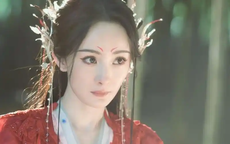 狐妖小红娘:杨幂全剧最惊艳一幕, 一身红衣出嫁,看30遍不过瘾