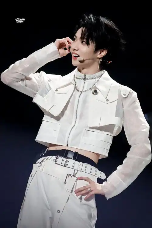 20231119 澳门 四周年演唱会宝宝嘟嘴@时代少年团-刘耀文#新声唱作人