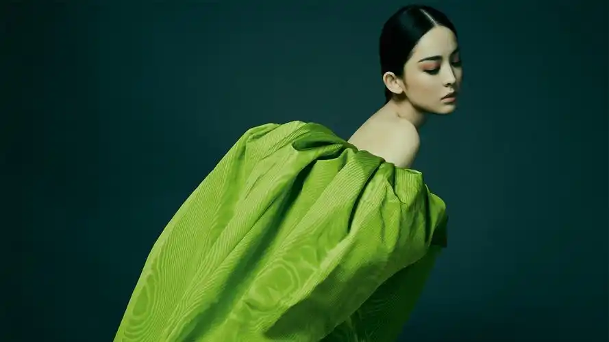 古力娜扎潮流个性杂志写真图片壁纸高清大图预览1920x1200_大陆明星