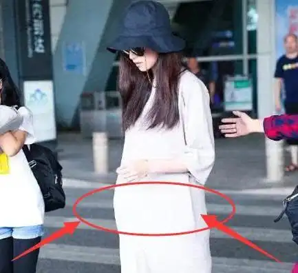刘诗诗挺大肚出镜,被曝已怀三月,疑似怀双胞胎