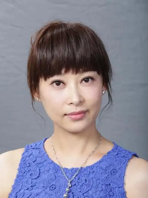 最强后母!tvb当红花旦42岁生日获丈夫送惊喜,对两个继女视如己出