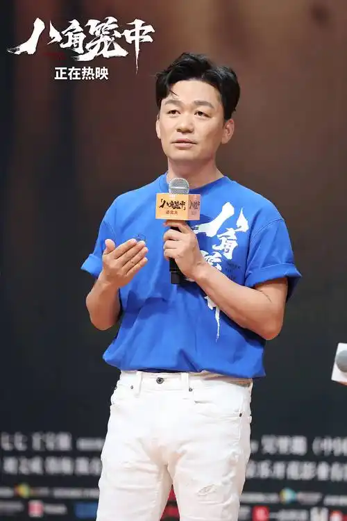 《八角笼中》走进北大 王宝强携主演分享"真实的力量"_电影_支教_故事