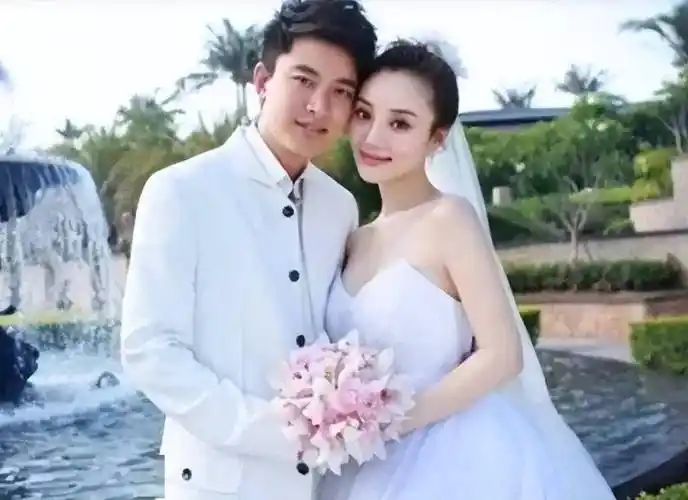 贾乃亮有了新恋情?时隔5年,他放下了深爱的李小璐吗?_女儿_消息_感情