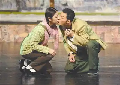 沙溢话剧《甜蜜蜜》获肯定 痞子雷雷受追捧