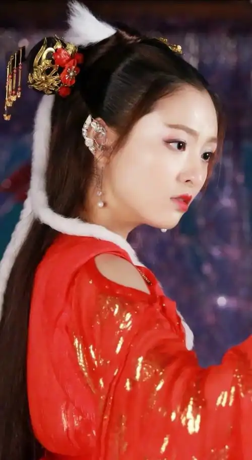 吴倩大仙衙门饰翠儿