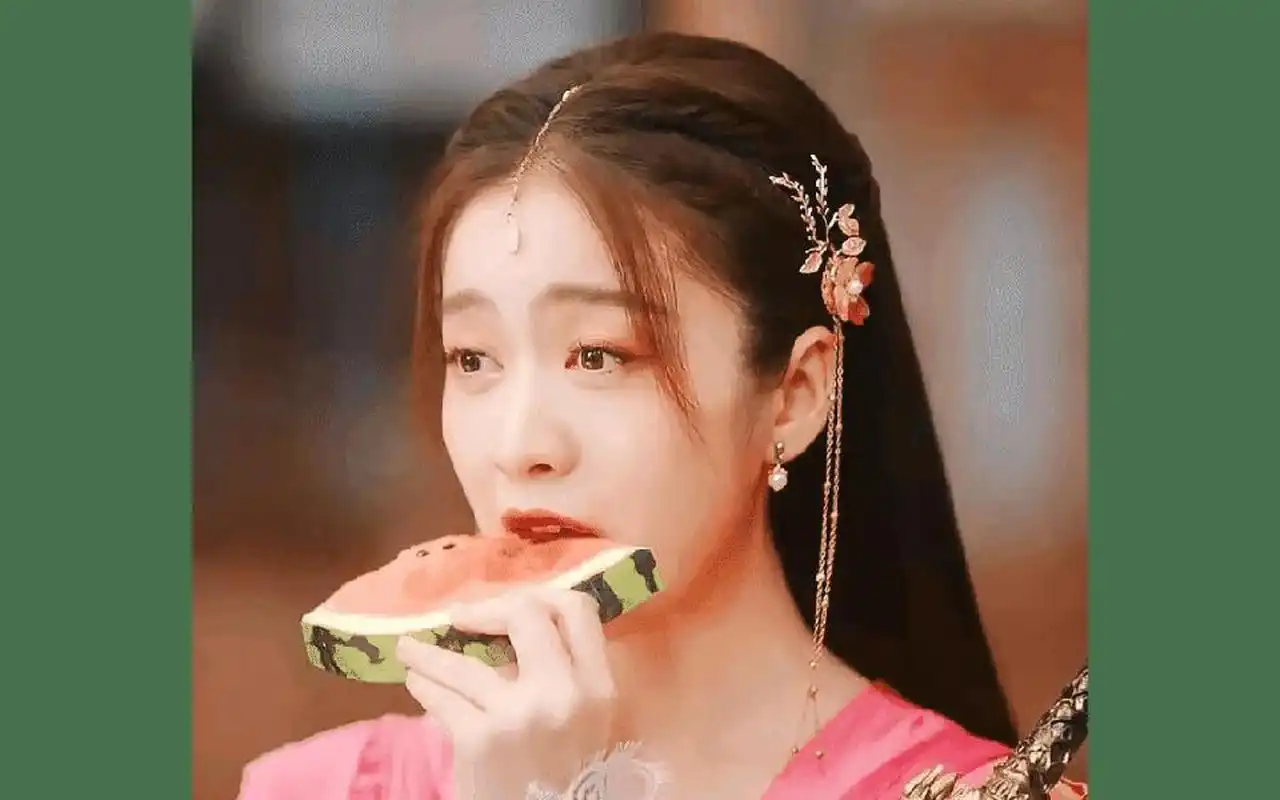 张雪迎新剧这个古装造型很漂亮,少女感满满