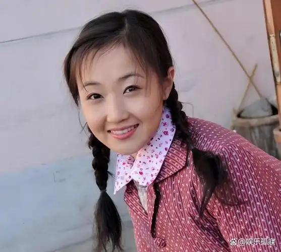 《正阳门下》十年回顾:孟小杏和孟小枣她们两姐妹的戏内戏外故事