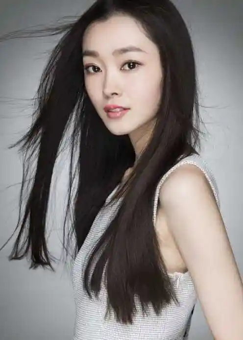 独爱丸子偏爱长发,宋轶发型图片欣赏(2)