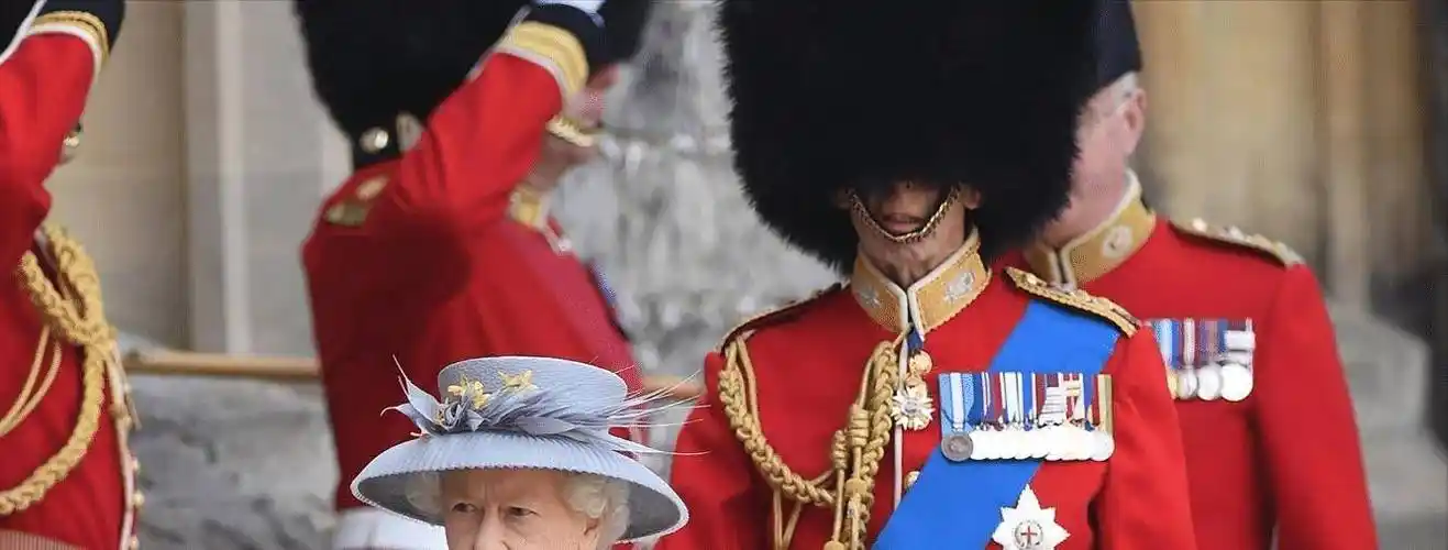 在这样的情况下,87岁的肯特公爵就开始被重用.