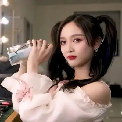 吴宣仪头像闺蜜