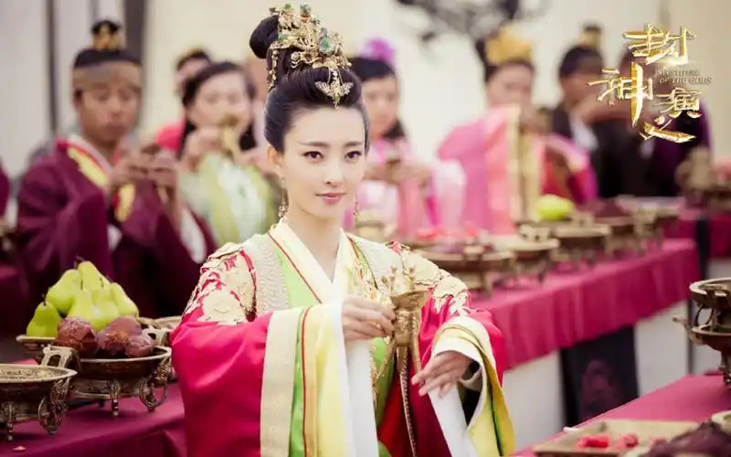 王丽坤 饰 苏妲己