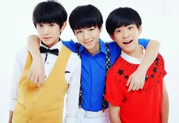 还记得最初tfboys刚出道的时候,可以说是全民抵制,不仅没有一个人看好