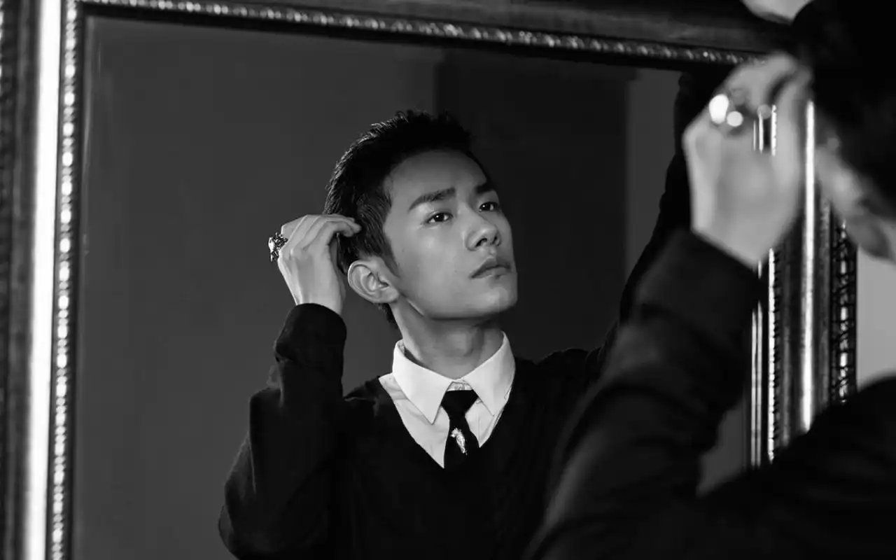 tfboys易烊千玺杂志写真高清壁纸