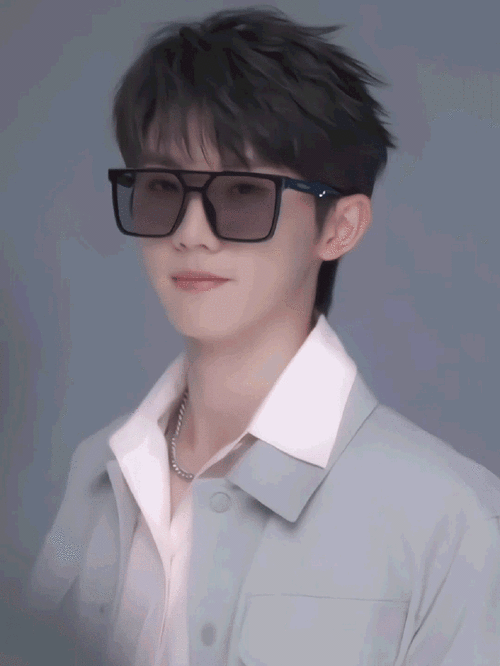 时代少年团眼镜造型##马嘉祺海俪恩品牌代言人##马嘉祺弈局斩雾妒十