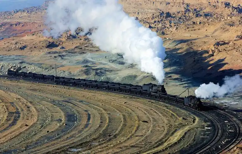 工业革命时代产物《蒸汽机车》
