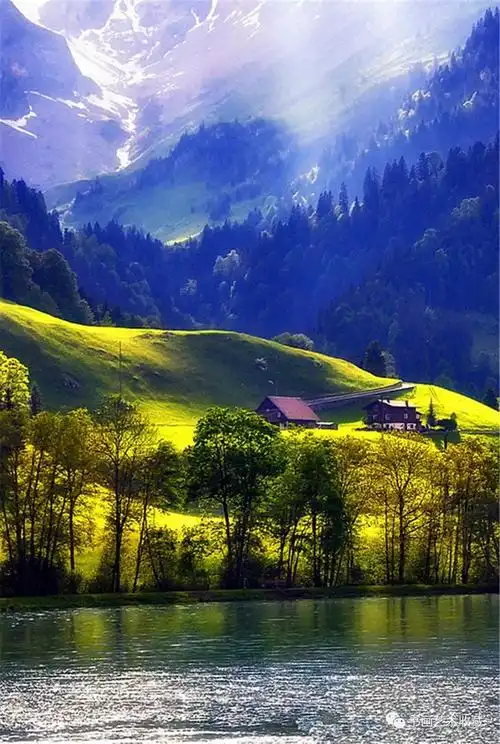 世界顶级摄影作品仿佛是神秘的河流将我们席卷