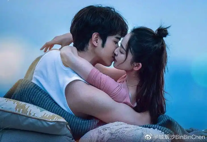 不要忘记我爱你:剧情感人,娜扎吻戏唯美,刘以豪演技出色