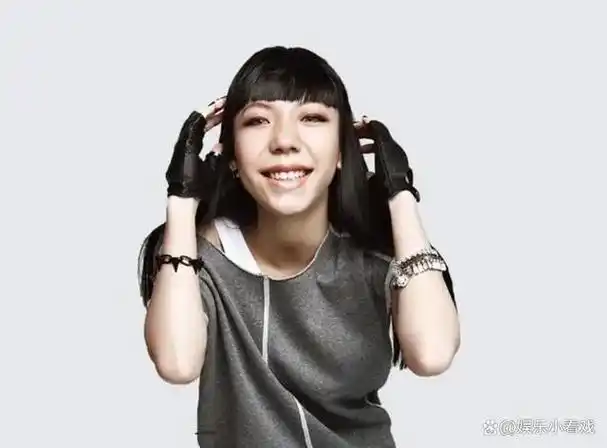 曾经炙手可热的明星如今早已销声匿迹,而吴莫愁正是他们中的一员