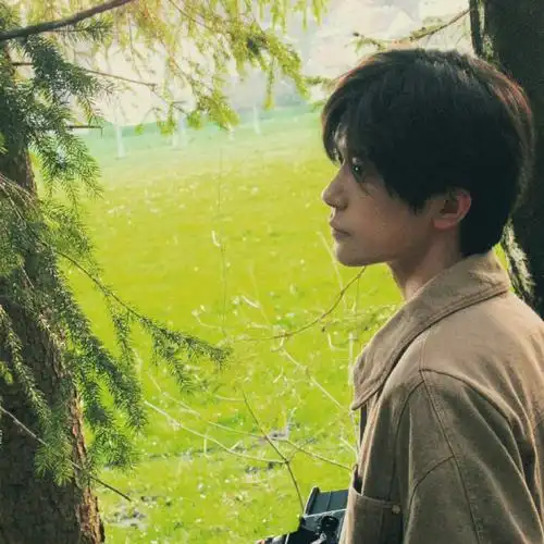 易烊千玺,帅的哟#单人头像