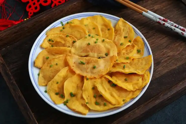 蛋饺这样做太美味,鲜嫩多汁,新手也能学会