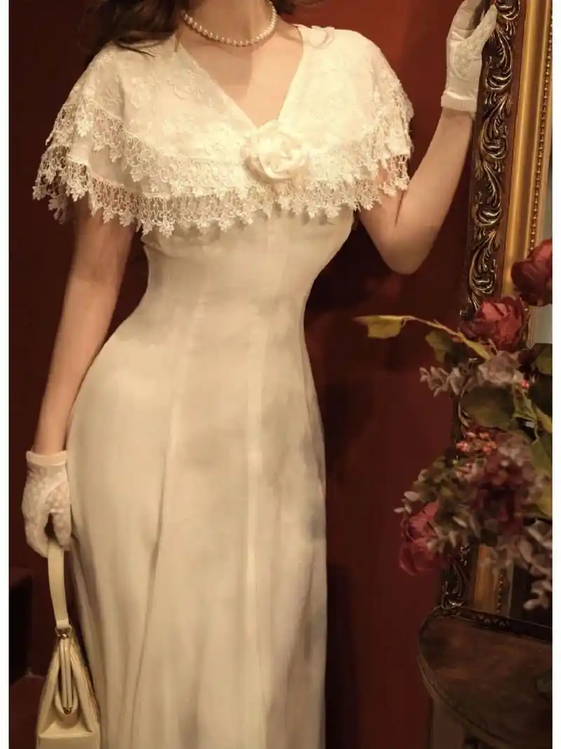 民国月光白秀珠/蕾丝艺术vintage古董裙 这是最近在蜿蜒vintage抢到的