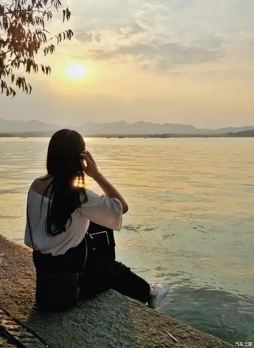 欲把西湖比西子晨跑见美景