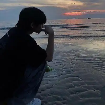 霸气男生超拽头像帅气时尚潮男意境图片