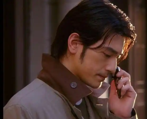 电影《如果爱》花絮,金城武用烟给周迅点烟火,陈坤留言浪漫呀