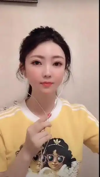 歌手任妙音 想把你挽留