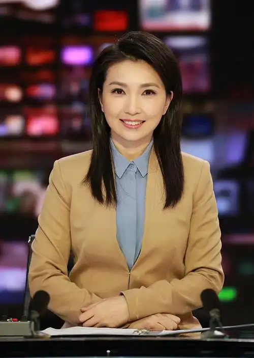 吕小骏_中央电视台主持人_央视网(cctv.com)